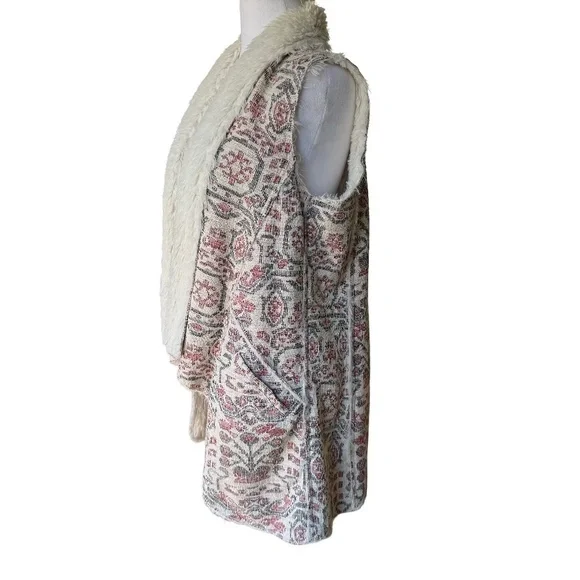 Hei Hei Jacquard Tapestry Faux Fur Lined Vest: see notes on size - Picture 2 of 14